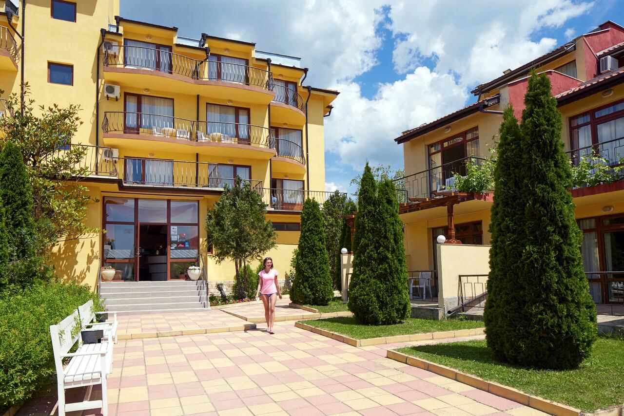 Отель Yalta Hotel Свети Влас местноста Юрта под пътя Свети-Влас-34